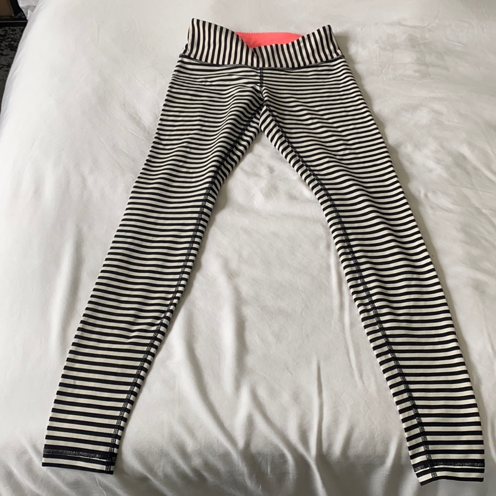 B&W Striped Lululemon Leggings